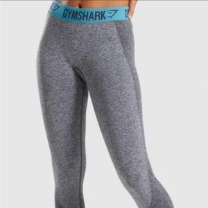 Cropped Gym Shark Leggings
